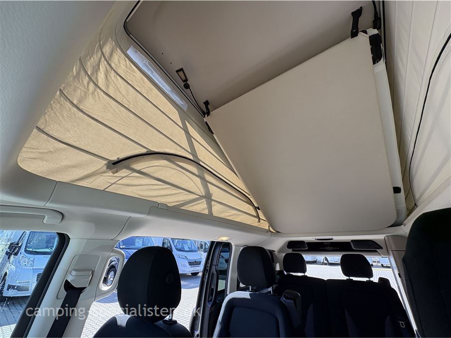 Mercedes Marcopolo / Viano V220